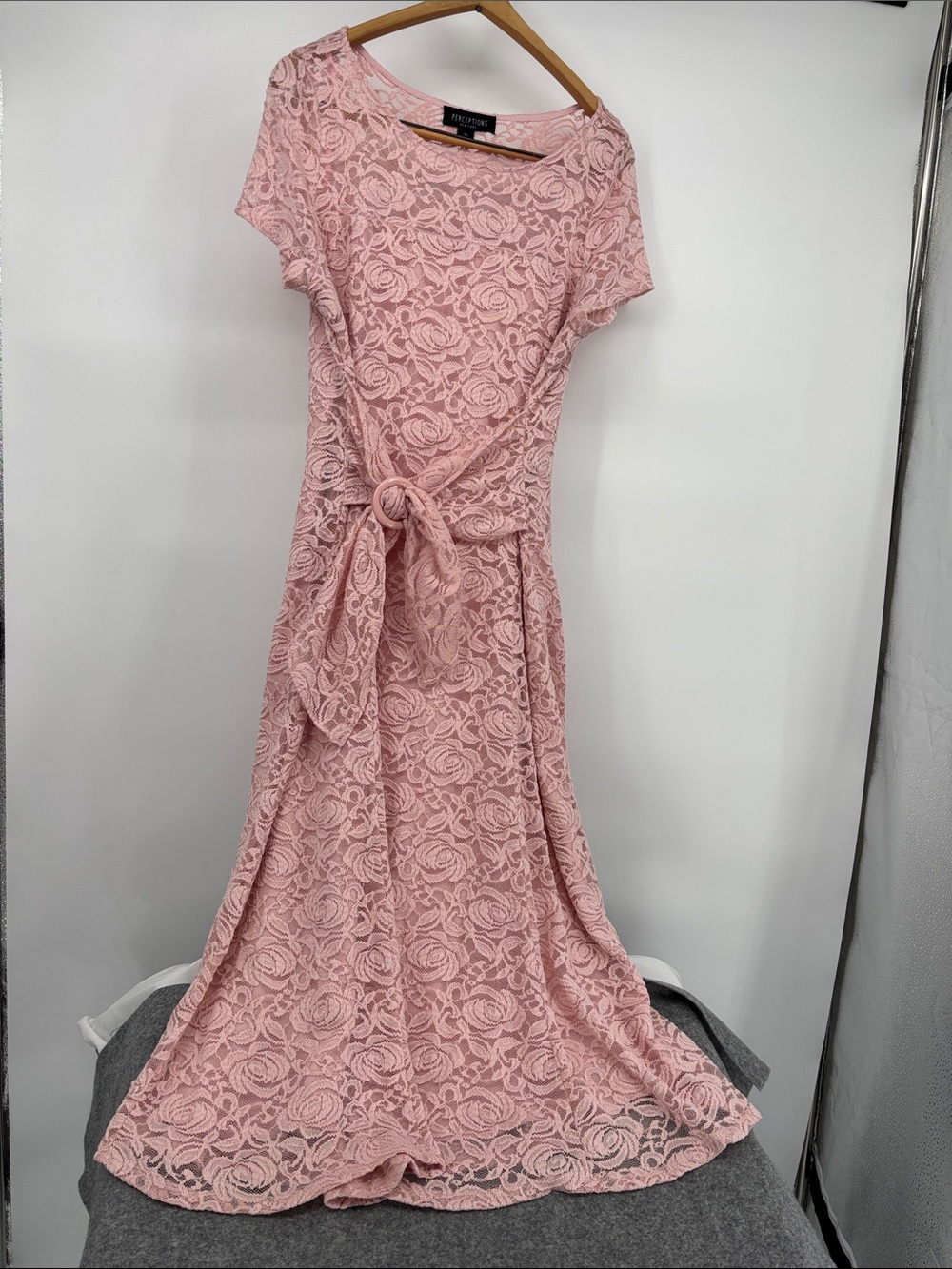 Perceptions New York Lace Lined Dress in Trad Blush short sleeve Size XL